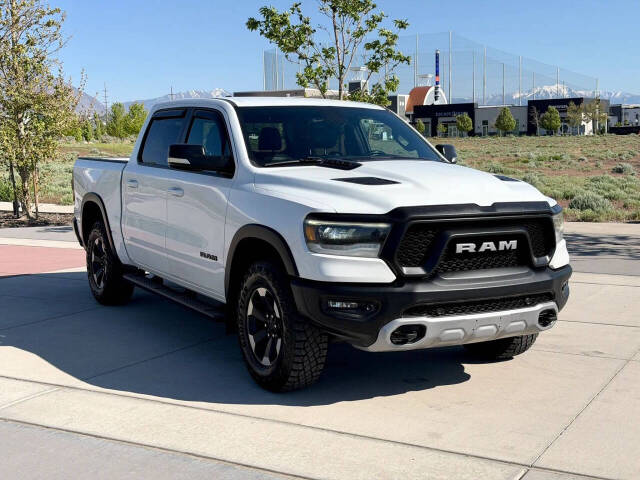 ram ram 1500 2020 1C6SRFLM8LN305910 image ram ram 1500 2020 1C6SRFLM8LN305910 image